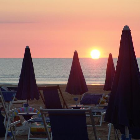 Villaggio Mirage Vieste Buitenkant foto