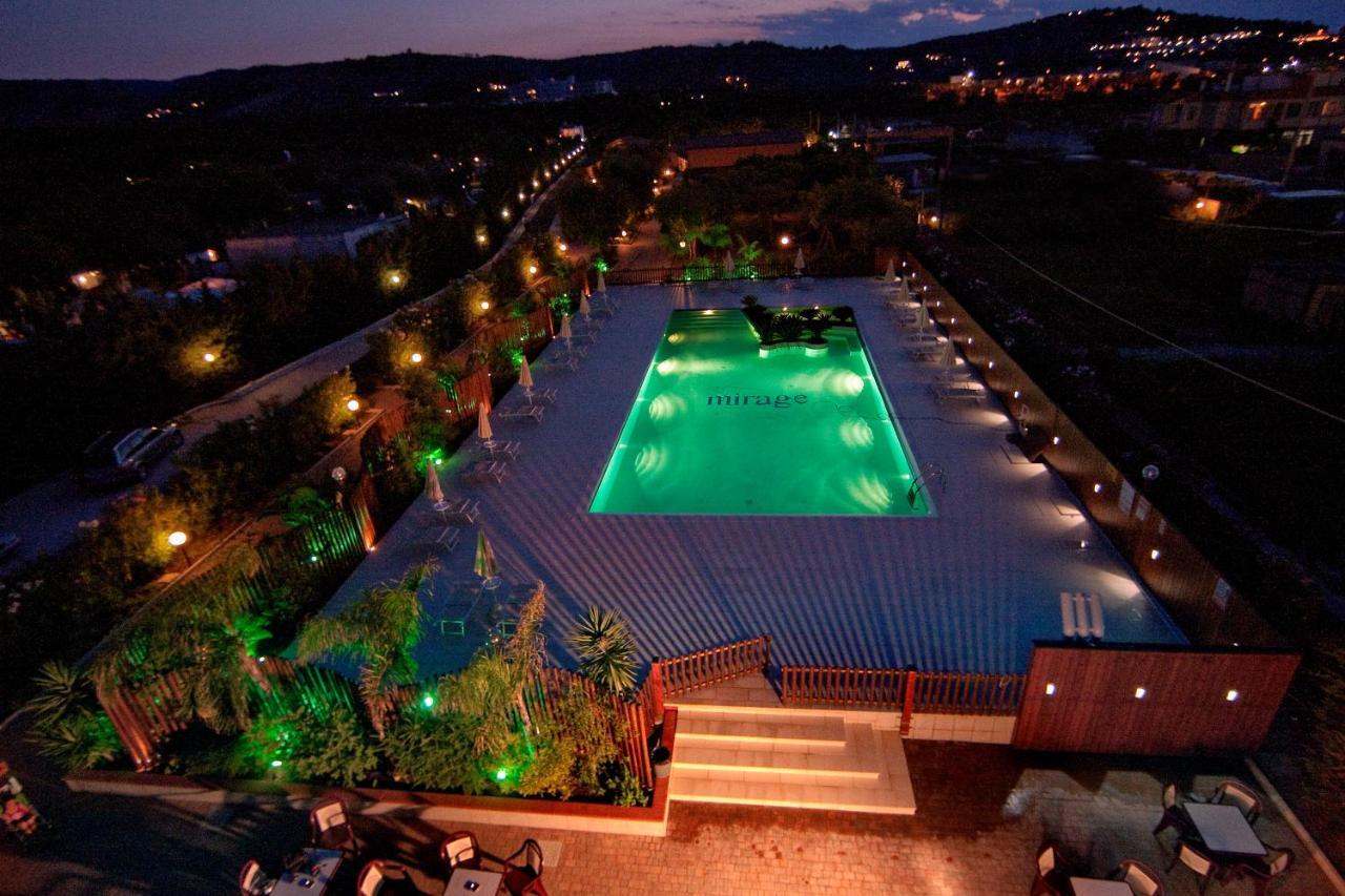 Villaggio Mirage Vieste Buitenkant foto