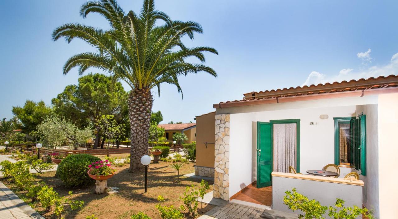 Villaggio Mirage Vieste Buitenkant foto